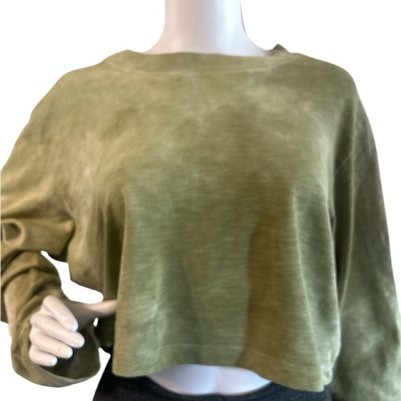 Cotton Citizen Top
Women L Green Tie Dye
Cropped Long Sleeve
Casual Lounge Knit - Picture 3 of 8